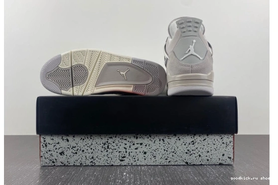 Frozen 4 Retro Moments   AQ9129-001 Jordan AQ9129-001 0306